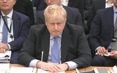 Johnson defiende que no mintió deliberadamente al Parlamento por el ‘partygate’ y pide perdón por «confundir»